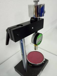 Probador de dureza <span class=keywords><strong>Shore</strong></span> <span class=keywords><strong>a</strong></span> | para materiales de caucho y plástico | Durómetro digital con ISO 7619 ASTM D2240 - Product Image 4