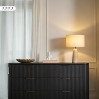 Table de Chevet Classique de Luxe pour Chambre à Coucher, Large Table d'Appoint à 3 Tiroirs, Meuble de Rangement Ouvert, Style Ferme, en Bois Noir