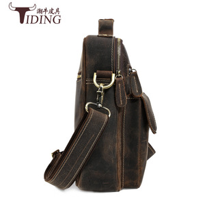 Bolso bandolera para hombre Tiding, de cuero marrón oscuro, con bolsillos con cremallera para uso diario. - Product Image 3