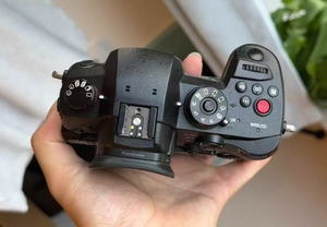 Appareil photo numérique 4K <span class=keywords><strong>LUMIX</strong></span> GH5S avec connexion sans fil intégrée, appareil photo numérique GH5s d'occasion - Product Image 5