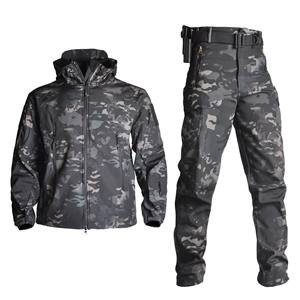 Trajes tácticos de camuflaje al por mayor, ropa de senderismo al aire libre de invierno, chaqueta Softshell, uniforme de guardia de seguridad - Product Image 5