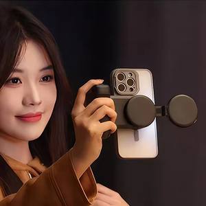 Luce Magnetica per Selfie con Anello Magnetico, Luce per Streaming Live, Mini Specchio Illuminato per Trucco, per Vlog e Streaming Live - Product Image 4