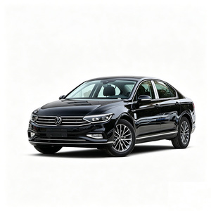 Volkswagen Magotan d'occasion <span class=keywords><strong>2020</strong></span> 330TSI DSG Premium Luxury Turbo Sedan, faible kilométrage et sans accident - Product Image 1
