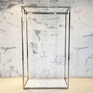 Kustom Toko Pengantin Rok Gaun Pesta Logam Pakaian Wanita Rak <span class=keywords><strong>Display</strong></span> Rak Emas untuk Toko Pakaian - Product Image 1