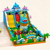 Château gonflable géant avec toboggan et aire de saut pour enfants, modèle de simulation de parc d'attractions
