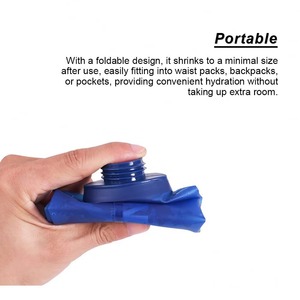 Flacon souple pliable durable et portable pour le sport Matériau TPU Idéal pour la course et les aventures en plein air - Product Image 3