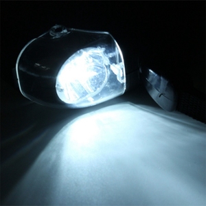 Laisse à LED pour <span class=keywords><strong>chien</strong></span>, lampe de poche rétractable automatique, laisse pour <span class=keywords><strong>chien</strong></span>, corde de Traction extensible avec <span class=keywords><strong>sac</strong></span> à ordures, accessoires pour chiens - Product Image 4