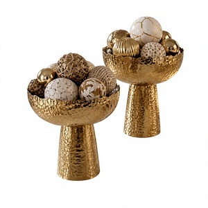 Bol décoratif en métal martelé sur piétement, centre de table, corbeille à fruits, bol d'appoint pour la maison, la salle à manger, le salon, la décoration de restaurant - Product Image 1