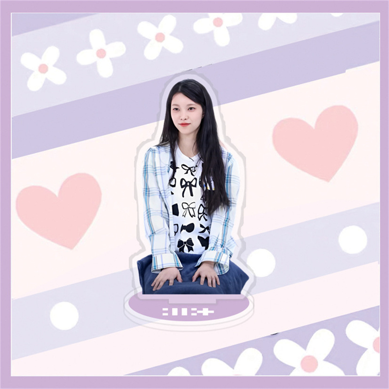 Kpop ILLIT Standing Board 10CM - Eco-Friendly Acrylic Gift
