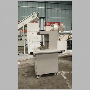 Precio de fábrica de detergente hecho a mano de lujo para lavandería automática línea de producción de hotel Pequeña barra de jabón que hace la máquina - Product Image 1