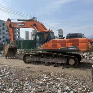 Excavadora hidráulica de cadenas Doosan DX420 de 42 toneladas, usada, de Corea, para proyectos de excavación minera de gran envergadura. - Product Image 6