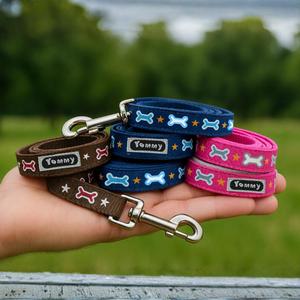 Guinzaglio per Animali Domestici Yommy in Nylon Resistente con Design a Osso e Moschettone in Metallo a 360 Gradi - Product Image 3