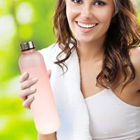 1000ml 32oz personnalisable sans BPA en plastique PP bouteille d'eau de sport étanche avec couvercle en acier inoxydable couleur argent ou or rose