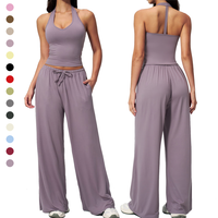 Ensemble de sport pour femmes Guangzhou : Débardeur de course léger et pantalon de yoga à jambe droite ultra doux