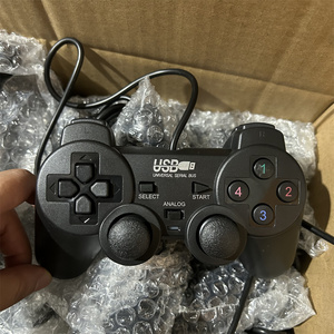 Manette de jeu filaire USB avec double moteur de vibration Câble USB 1.5M Ordinateur portable Manette de jeu USB filaire - Product Image 5