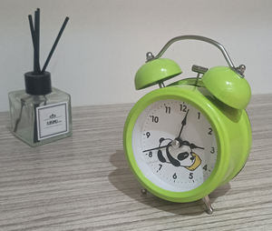 Mini Reloj <span class=keywords><strong>Despertador</strong></span> Doble Campana, Retro, Portátil, de Cuarzo, Electrónico, de Plástico, Minimalista, con Agujas, para Oficina, Mesita de Noche, Hogar, Escritorio - Product Image 1