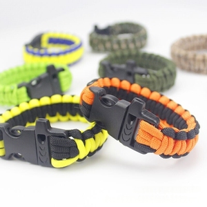 Seven-Core Outdoor pour bracelet Paracord avec sifflet Emergency Escape Tour Caractéristiques de survie en polyester durable - Product Image 4