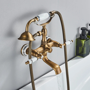 Robinet de baignoire thermostatique en laiton brossé moderne et luxueux avec noyau de valve en céramique et ensemble de douche à jet doux - Product Image 2