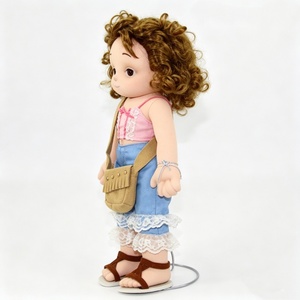 Muñeca de peluche personalizada, muñeca de moda de tela suave, muñeca de trapo de peluche, juguete de peluche de personaje femenino, muñeca de pelo rizado - Product Image 2