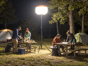 Luminaire LED gonflable en forme de globe, lampe à faisceau large montée sur trépied pour rénovation intérieure, camping en pleine nature, fêtes - Product Image 5