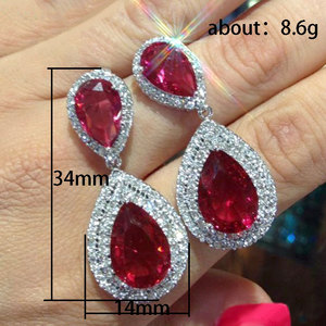 Orecchini Pendenti Lunghi a Goccia con Cristalli Rossi per Donne, Accessori Romantici per Abiti da Festa - Product Image 2