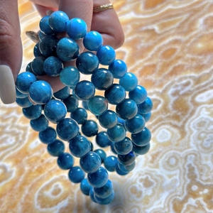 Bracelet en <span class=keywords><strong>Apatite</strong></span> <span class=keywords><strong>Bleue</strong></span> Naturelle YINGLAI en Gros, Cristaux Polis et Sculptés en <span class=keywords><strong>Apatite</strong></span> <span class=keywords><strong>Bleue</strong></span>, <span class=keywords><strong>Pierre</strong></span> de Guérison pour Collection d'Art - Product Image 3