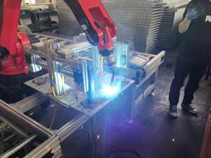 BESCA Modello BT Ponte per Cavi Dritto Tipo Vassoio in Lega di Alluminio Ventilato con Superficie Zincata Capacità 22 Pezzi - Product Image 6