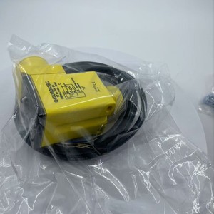 Capteur ultrasonique BANNER Q45UBB63BC 12 à 24 V CC, charge maximale 150 mA, pour usage industriel - Product Image 4