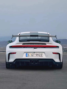 Nuevo kit de carrocería de fibra de carbono seca estilo GT3 para 911 Convertible (992) 2020- con parachoques, faldones laterales, alerón y capó, incluye tornillos - Product Image 3