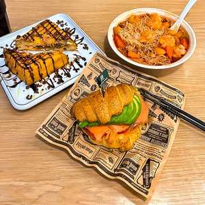 Papier d'emballage pour hamburger, écologique, résistant à l'huile, de qualité alimentaire, logo personnalisé, plateau jetable, papier d'emballage pour la restauration rapide à emporter - Product Image 1