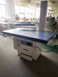 Mesa de Planchado al Vacío Zoyer ZY-TDG-B1 con Generador de Vapor Incorporado para Prendas de Vestir - Product Image 2