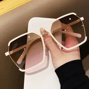 2023 thiết kế mới sang trọng Kính mát cho phụ nữ NỬA KHUNG hợp thời trang Shades Kính mát Chất lượng cao bán buôn Kính