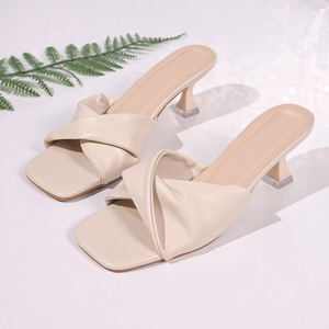 Sandalias de Tacón Medio con Estampado de Leopardo, Punta Cuadrada, Elegantes y Sexys, Tallas Grandes, Venta al Por Mayor 43 - Product Image 6