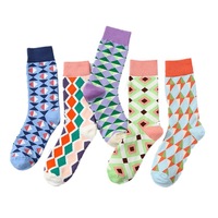 Chaussettes unisexes fantaisie et colorées à motifs diamants amusants, style folklorique, pour la vente en gros