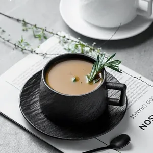 Tazza da caffè in ceramica creativa stile Vintage fatta a mano in ceramica tazze da tè con manico e set di piattini, tazza di porcellana ufficio o caffetteria - Product Image 5
