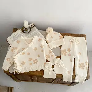 Herfst Pasgeboren Baby Peuter Jongen Meisje Bloemenpatroon Gebreide Kimono Cardigan Broek Beanie Booties 4 Stuks Set Baby Sweater Set