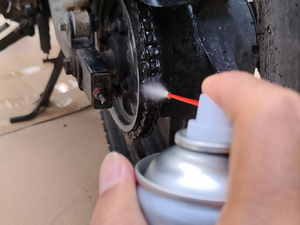Protection contre la rouille, spray aérosol pour chaîne de moto, 400 ml, faible odeur, résistant aux intempéries, imperméable et anti-poussière - Product Image 4