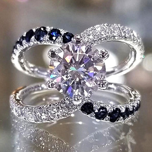 Anello Geometrico a Sei Punte Intrecciato per Donne, Elegante Gioiello da Dito alla Moda - Product Image 3