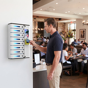 Armoire <span class=keywords><strong>de</strong></span> recharge pour téléphones portables Y2 Power MIA Premium à 8 baies avec station <span class=keywords><strong>de</strong></span> recharge compatible carte <span class=keywords><strong>de</strong></span> crédit, distributeur automatique <span class=keywords><strong>de</strong></span> recharge pour téléphones - Product Image 1