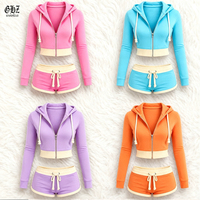 Nouvel Arrivage – Ensemble Velours Y2K pour Femme – Sweat à Capuche Court Zippé et Short – Ensemble Deux Pièces en Velours – Survêtement Personnalisable avec Logo du Fabricant