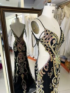 Fournitures de fabrication <span class=keywords><strong>Robes</strong></span> de soirée Aso Ebi pour femmes noires Paillettes <span class=keywords><strong>Longues</strong></span> bretelles spaghetti Robe de soirée imprimée de luxe - Product Image 3