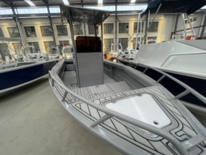 <span class=keywords><strong>Bateau</strong></span> de pêche à console centrale de 5,8 m / 19 pieds, nouvelle conception australienne 2023, avec certification CE - Product Image 2