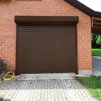 Porte et fenêtre à volet roulant motorisé en aluminium, design européen moderne, finition étanche, alliage durable pour hôtels