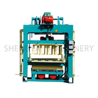Machine automatique de fabrication de blocs de pavé en béton et de briques de bordure, haute qualité, faible coût, modèles Qtj4-40