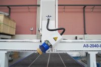 Routeur CNC 4 axes ATC pour gravure 3D 1325 1530 2030 avec 180 °   Machine rotative à tête oscillante, routeur CNC pour la gravure de moules