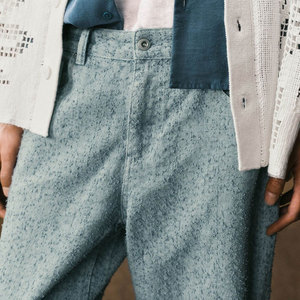 جينز رجالي كاجوال بنمط الشارع بتصميم منقط وقماش ناعم، متوفر بالجملة بكميات قليلة - Product Image 3