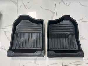 Tappetino Auto Anteriore OEM per <span class=keywords><strong>Suzuki</strong></span> <span class=keywords><strong>Samurai</strong></span> 86-96 (Coppia), Materiale TPE - Product Image 2