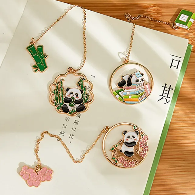 Leuke Creatieve Panda Metalen Bladwijzer Cartoon Hanger Kinderen Afstuderen Cadeau Student Leesmerk Boek Pagina Clip