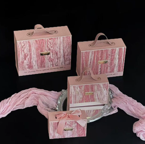 Vente directe d'usine de boîtes cadeaux en velours rose pour mariage, emballages cadeaux pour invités, boîtes à dragées pour célébration de mariage. - Product Image 1