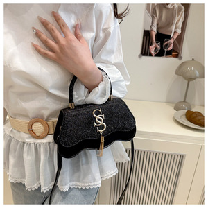 Bolso Bandolera de Lujo Retro de Moda 2026 para Mujer, Nuevo Diseño Cuadrado Pequeño con Cierre de Solapa - Product Image 2